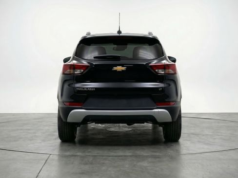 Used 2025 Chevrolet TrailBlazer LT FWD image 7