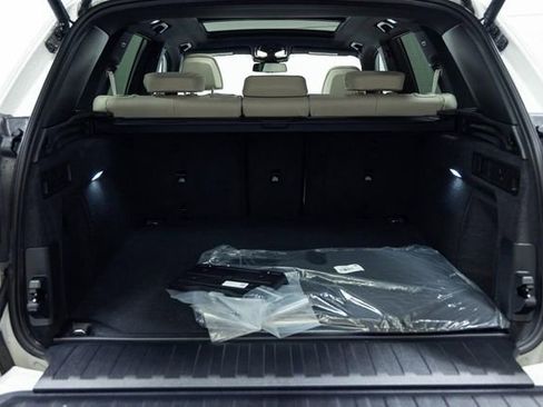 New 2026 BMW X5 xDrive40i w/ Climate Comfort Package image 13