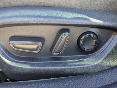 Used 2025 Toyota Camry XSE image 18