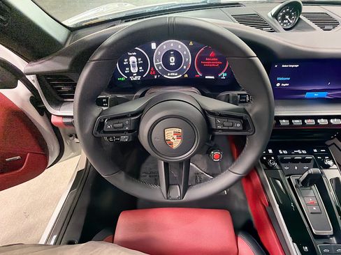 Certified 2026 Porsche 911 Carrera RWD image 36