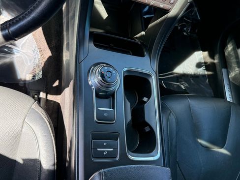 Used 2019 Ford Fusion Energi Titanium FWD image 23