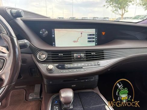 Used 2018 Lexus LS 500 w/ Interior Upgrade Package RWD image 13
