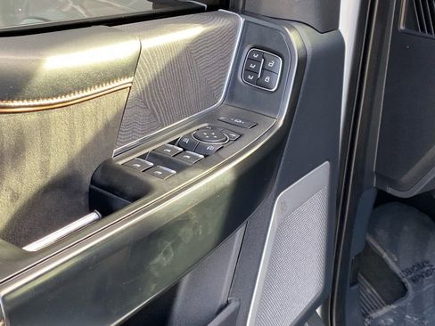 Used 2023 Ford F250 Platinum w/ Tremor Off-Road Package image 12