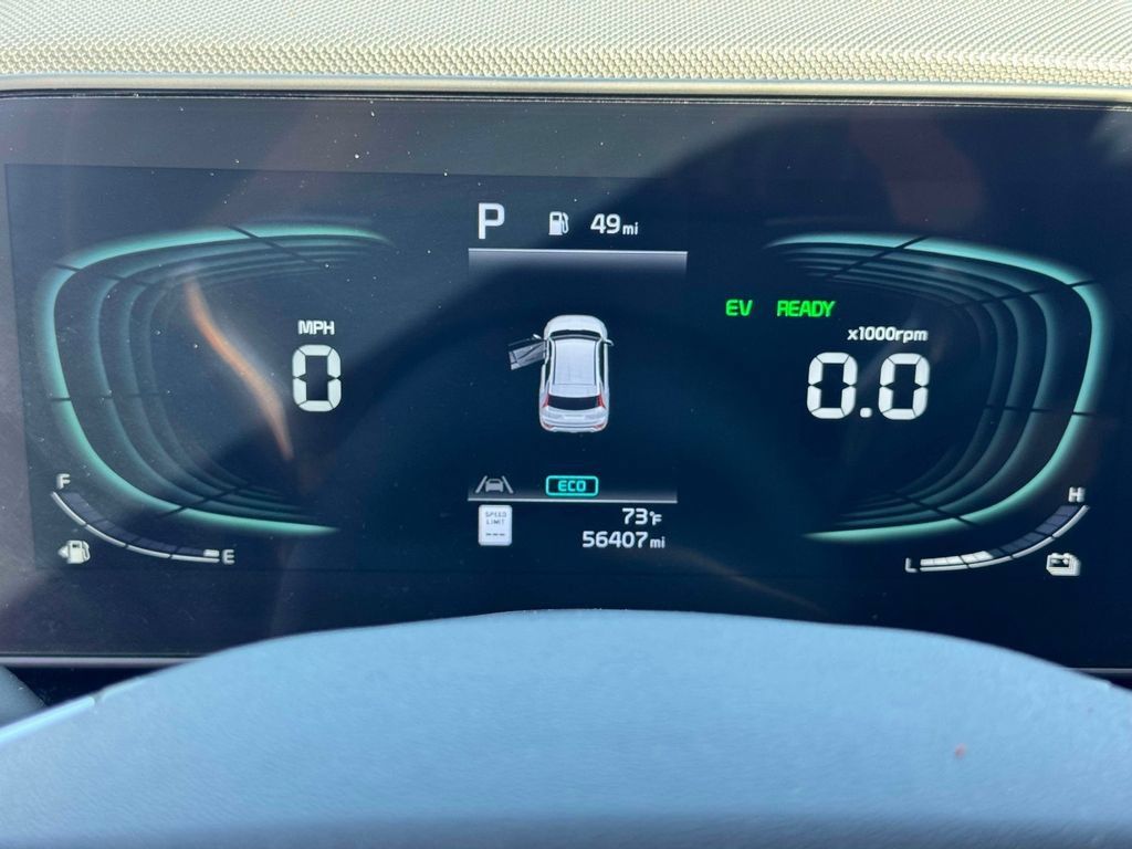 Certified 2023 Kia Niro EX Touring FWD image 27
