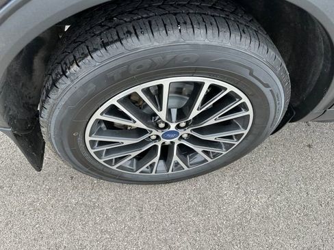 Used 2021 Ford Escape SE w/ Cold Weather Package image 8