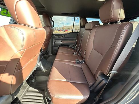 Used 2025 Toyota Land Cruiser image 29
