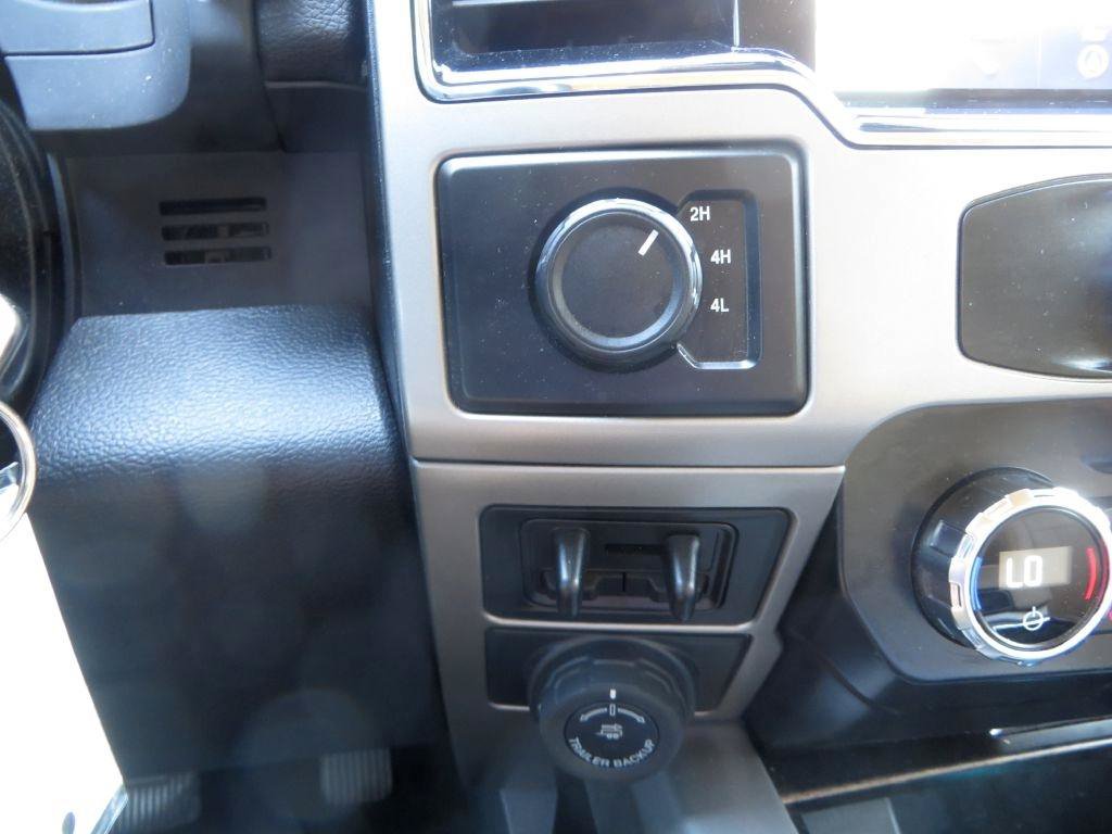 Used 2022 Ford F250 Lariat w/ Lariat Value Package AWD/4WD image 19