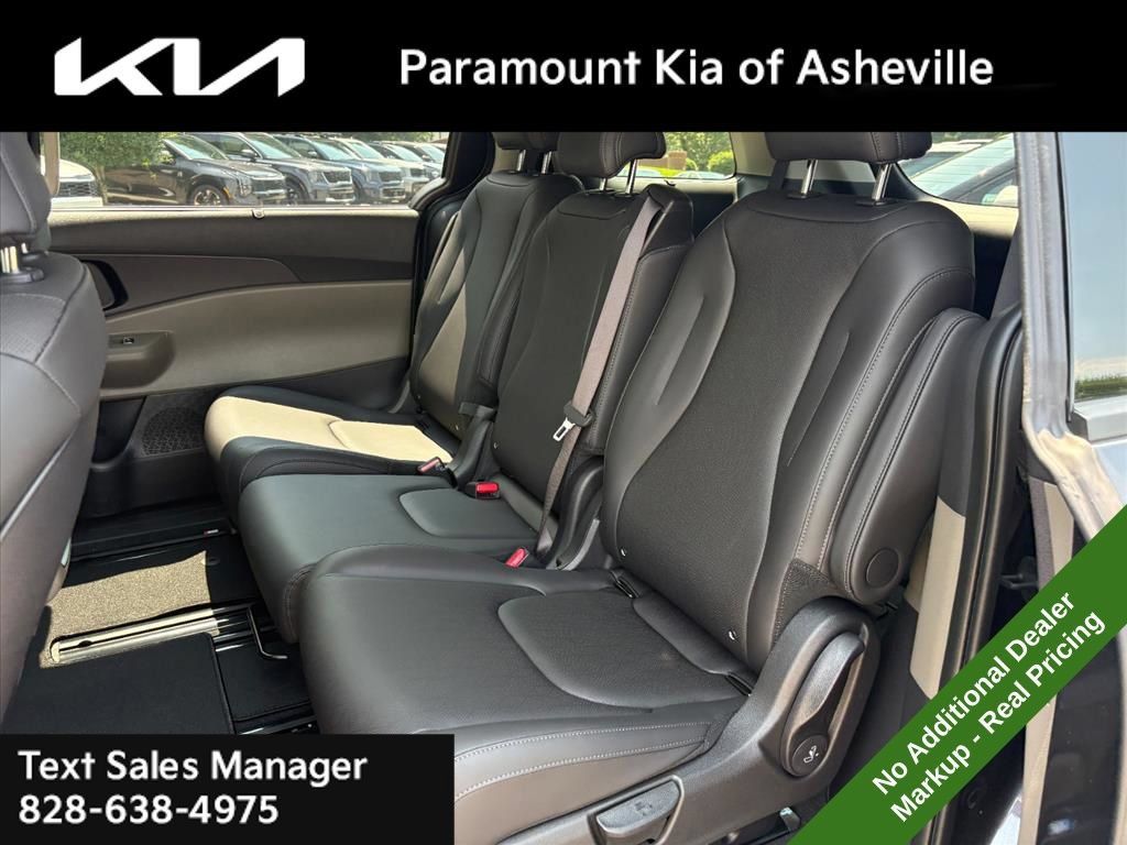 New 2026 Kia Carnival SX FWD image 23