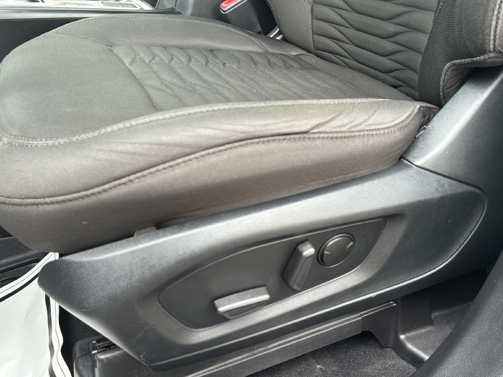 Used 2021 Ford Explorer XLT RWD image 23
