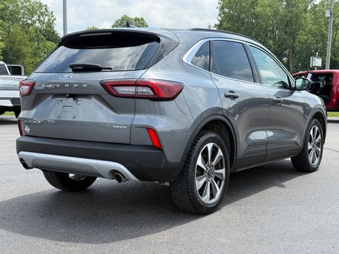 Used 2024 Ford Escape Platinum AWD/4WD image 8