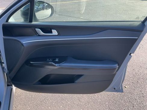 Used 2024 Kia K5 GT-Line w/ GT-Line Premium Package image 17