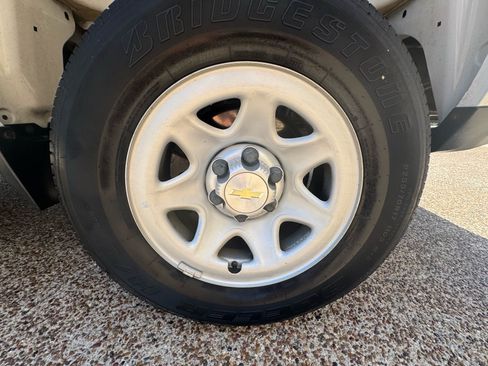 Used 2015 Chevrolet Silverado 1500 W/T RWD image 27