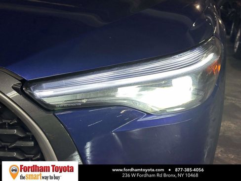 Certified 2025 Toyota Corolla Cross XLE AWD/4WD image 10