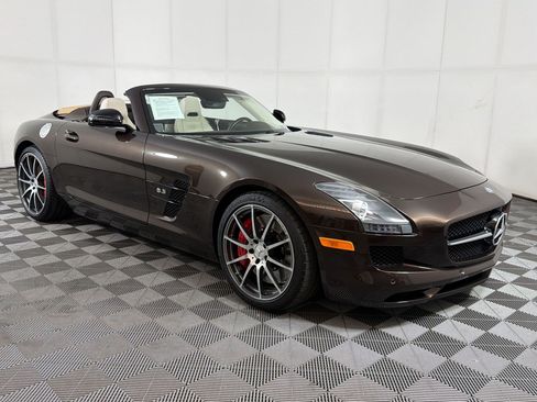 Used 2013 Mercedes-Benz SLS AMG GT Roadster image 7