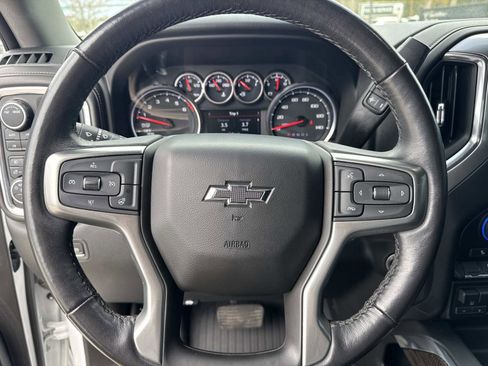 Used 2021 Chevrolet Silverado 1500 LT Trail Boss w/ Convenience Package II image 28