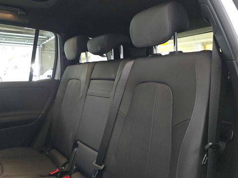 Certified 2026 Mercedes-Benz GLB 250 4MATIC image 18