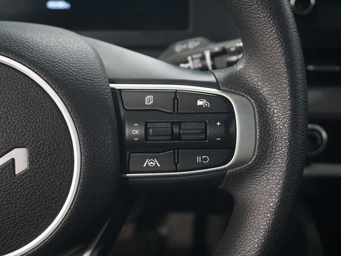 Used 2024 Kia Sportage LX image 25