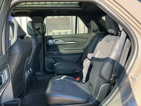 New 2026 Ford Explorer ST w/ Sun And Sound Package image 18