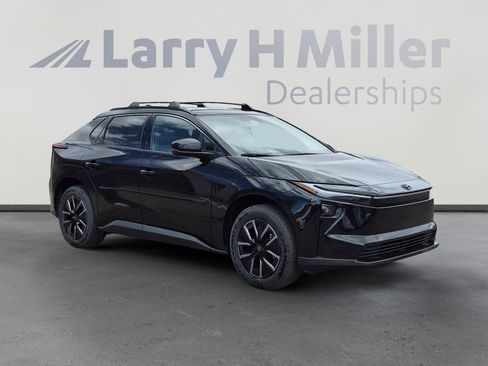 Certified 2026 Toyota bZ AWD/4WD image 8