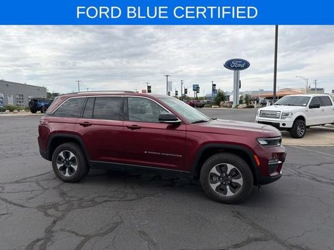 Used 2023 Jeep Grand Cherokee 4WD 4xe image 3