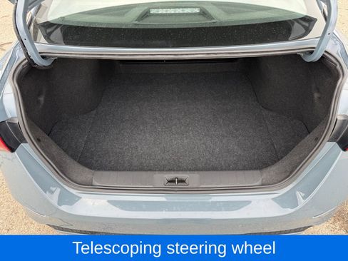 Used 2025 Nissan Sentra SV image 41