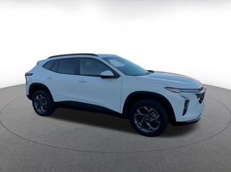 Used 2025 Chevrolet Trax LT video 2