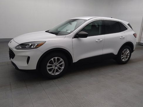 Used 2022 Ford Escape SE FWD image 2