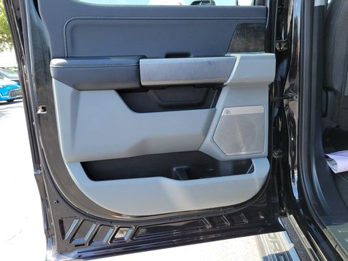 Certified 2023 Ford F250 XLT w/ Black Appearance Package AWD/4WD image 10