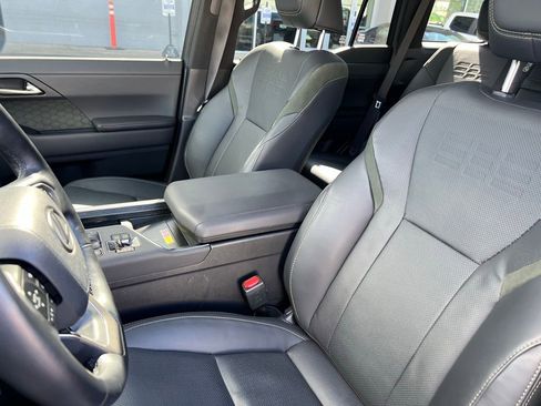 Used 2024 Lexus GX 550 AWD/4WD image 14