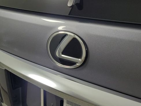 Used 2023 Lexus GX 460 Premium w/ Accessory Package AWD/4WD image 5