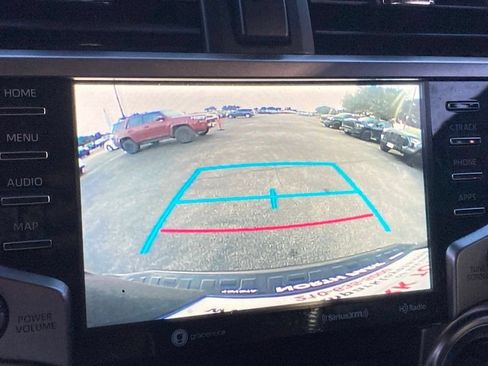 Used 2022 Toyota 4Runner SR5 Premium w/ Moonroof Package RWD image 23