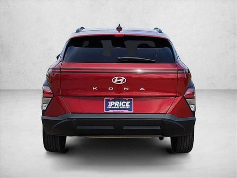 Used 2024 Hyundai Kona SEL FWD image 7