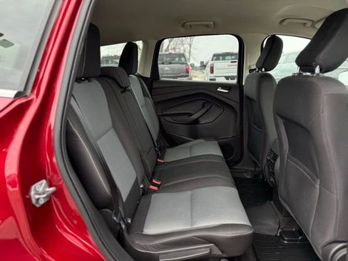 Certified 2019 Ford Escape SE image 18