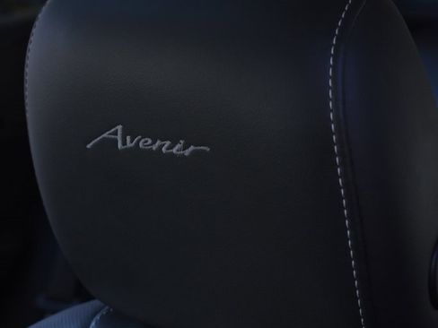 Used 2023 Buick Envision Avenir image 23