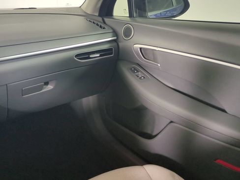 Used 2020 Hyundai Sonata SE FWD image 17