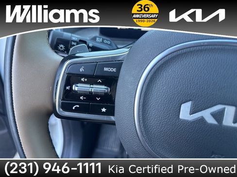 Used 2025 Kia Sorento SX Prestige w/ Olive Brown Leather Package AWD/4WD image 41