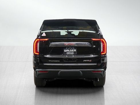 Used 2024 GMC Yukon XL AT4 w/ AT4 Premium Package AWD/4WD image 5