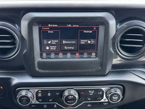 Used 2022 Jeep Wrangler Unlimited Sport image 14