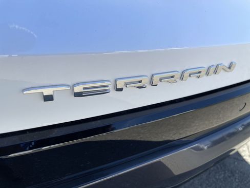 New 2026 GMC Terrain AT4 AWD/4WD image 64