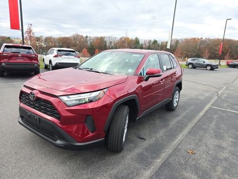 New 2025 Toyota RAV4 LE image 7