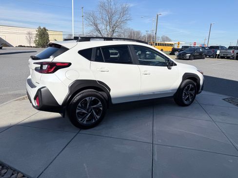 Certified 2025 Subaru Crosstrek 2.0i Premium image 6