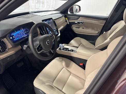 New 2026 Volvo XC90 B5 Plus w/ Protection Package image 18