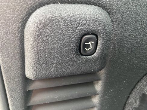 Used 2020 Jeep Grand Cherokee Laredo w/ Quick Order Package 2BN North image 47