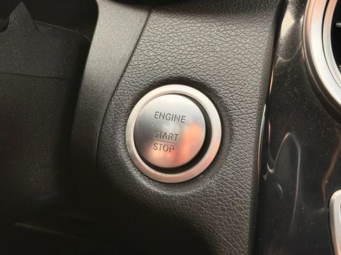 Used 2015 Mercedes-Benz C 300 4MATIC Sedan image 35
