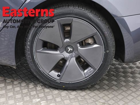Used 2023 Tesla Model 3 Standard Range RWD image 29