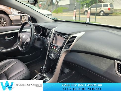 Used 2014 Hyundai Elantra GT w/ Option Group 03 FWD image 16