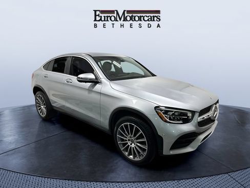 Used 2023 Mercedes-Benz GLC 300 4MATIC Coupe image 7
