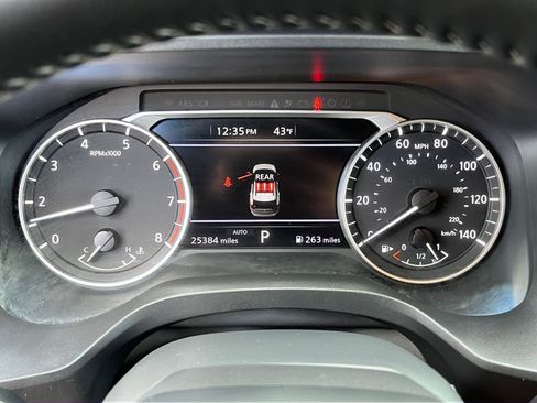 Used 2025 Nissan Rogue SV image 40