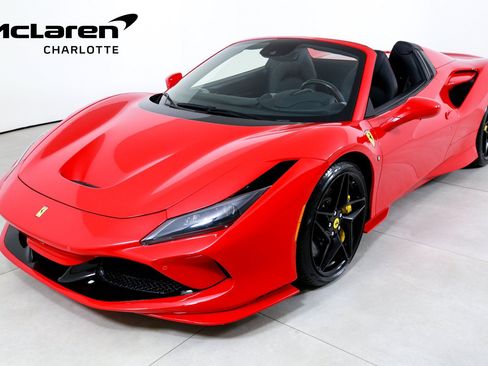 Used 2021 Ferrari F8 Tributo RWD image 1