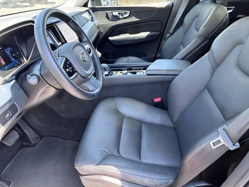 Used 2025 Volvo XC60 B5 Plus AWD/4WD image 15